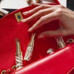 Sisley Phyto-Rouge Shine 10 Sheer Nude Glans - Afbeelding 3