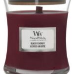WoodWick Hourglass Medium Geurkaars - Black Cherry