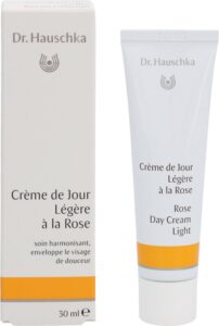DR  HAUSCHKA Rose Day Cream Light lekki krem na dzie  z wyci giem r  y do sk ry wra liwej 30ml - Afbeelding 4