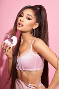 Ariana Grande Thank U Next - 100 ml - eau de parfum spray - damesparfum - Afbeelding 4