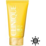 Body Cream SPF 40   Waterproof sunscreen on body