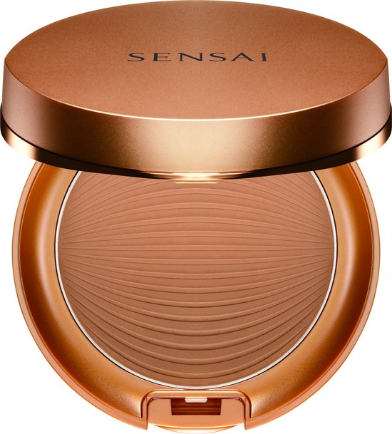 550x609-88 SENSAI Silky Bronze Getinte dagcrème 8.5 ml - Afbeelding 1