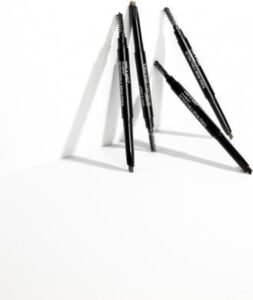 Ultimate Brow Retractable - Eyebrow Pencil With + Triangular Tip 0.2 G - Afbeelding 4