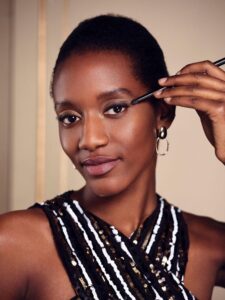 Max Factor Masterpiece Nude Palette Oogschaduw - 002 Golden Nudes - Afbeelding 3